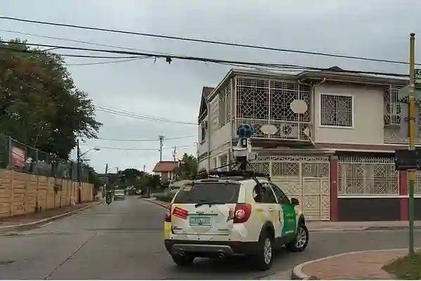 Picture of a Google Car spotted in Manila, Philippines on March 25, 2014.