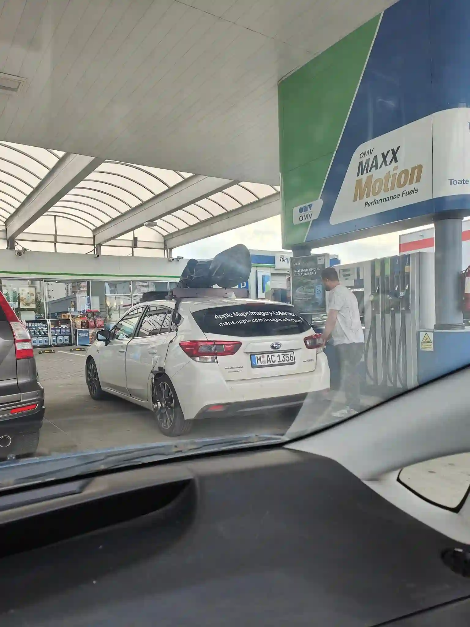 Picture of a Apple Car spotted in Targu Mures, Mures County, Romania on August 28, 2024.