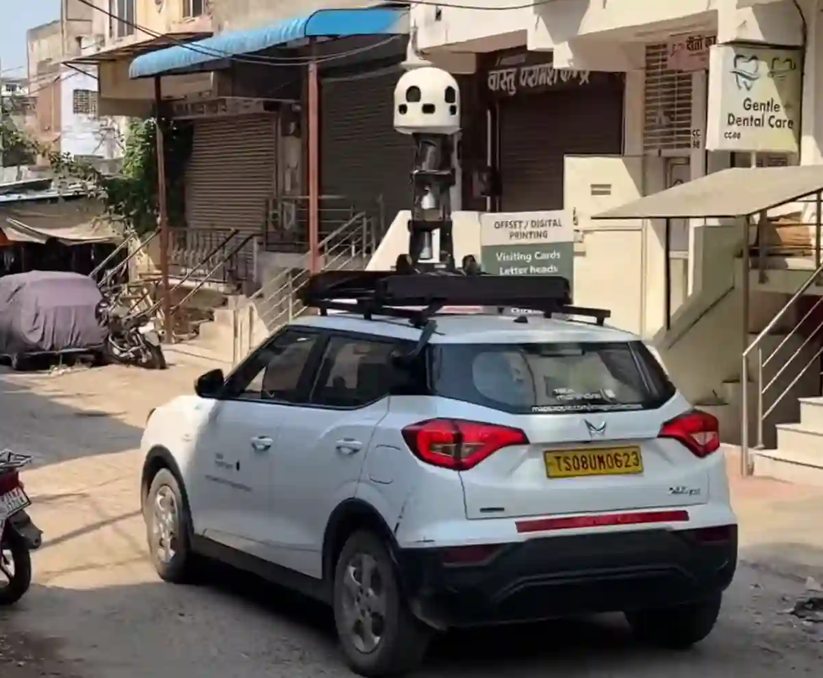 Picture of a Apple Car spotted in Jaipur, Rajasthan, India on October 19, 2024.
