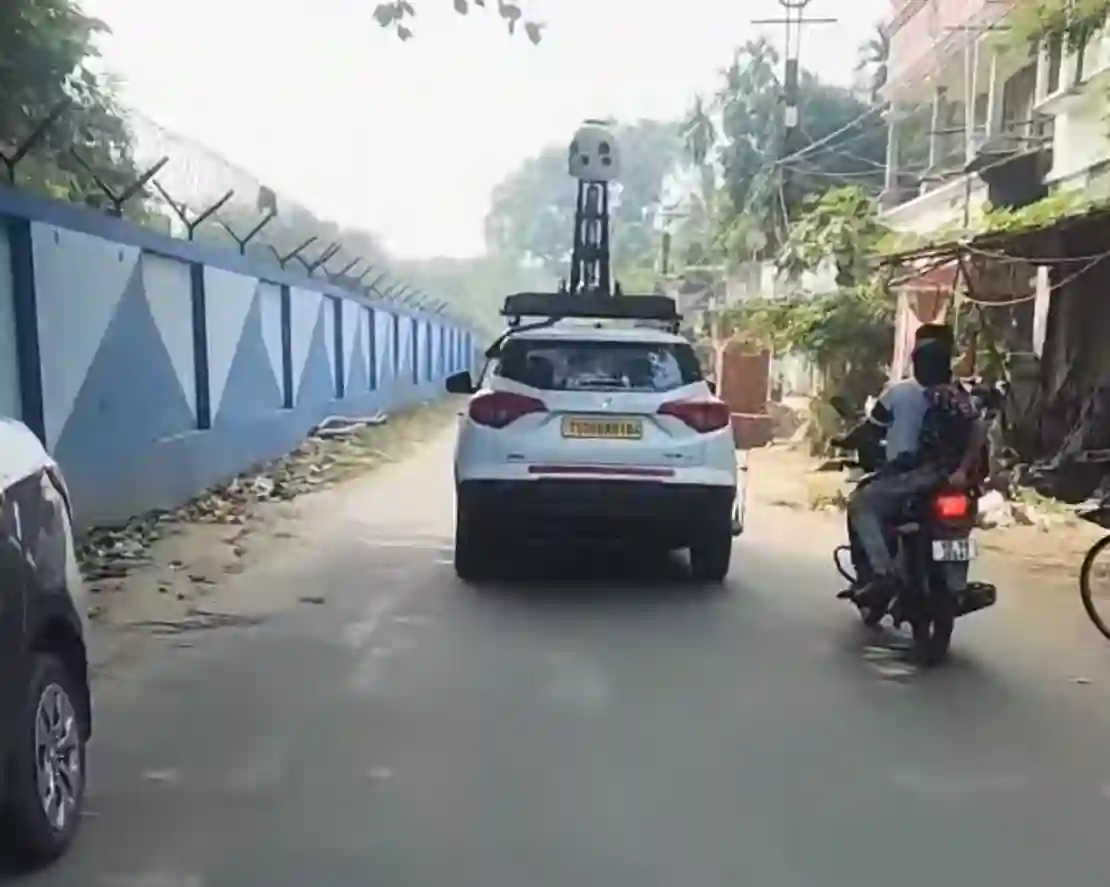Picture of a Apple Car spotted in West Bengal, India on November 21, 2024.