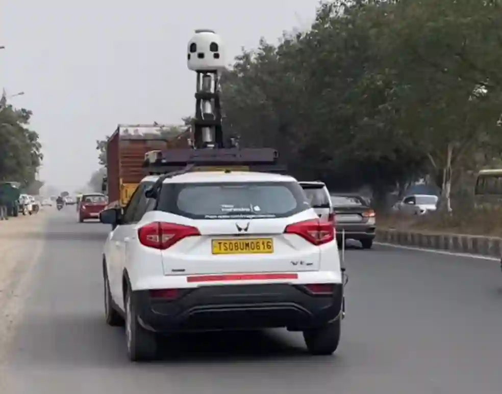 Picture of a Apple Car spotted in Gurugram, Haryana, India on January 15, 2025.