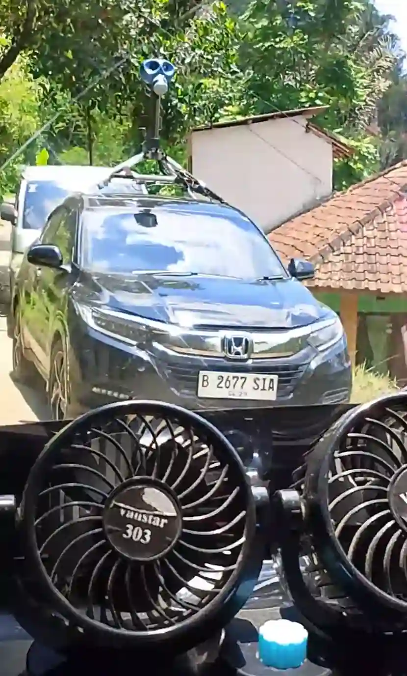 Picture of a Google Car spotted in Java, Indonesia on March 14, 2025.